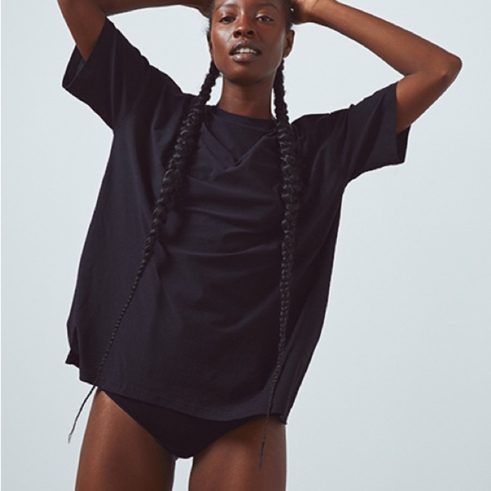 NWT Lunya Cool Every Body Tee Size M in Black